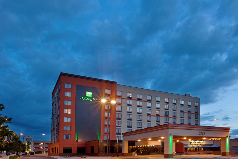 Holiday Inn Grand Rapids Downtown image 1